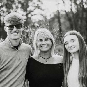 Meet your Posher, Heidi